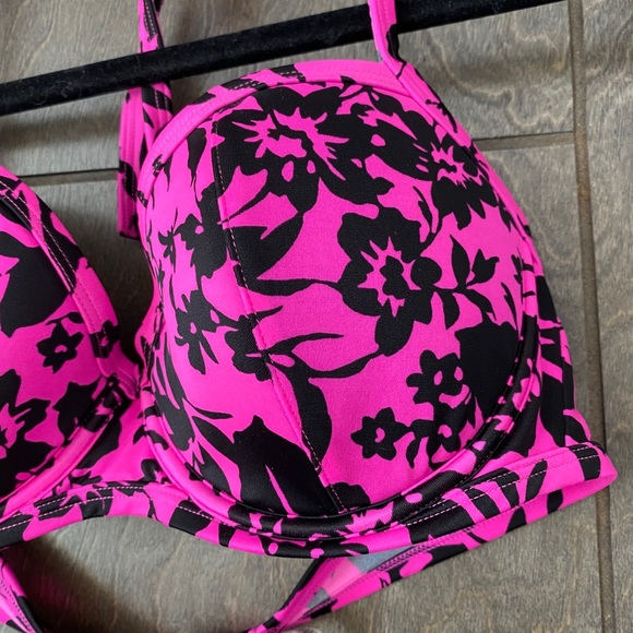 Victoria’s Secret Floral Halter Bikini Top - Picture 3 of 5